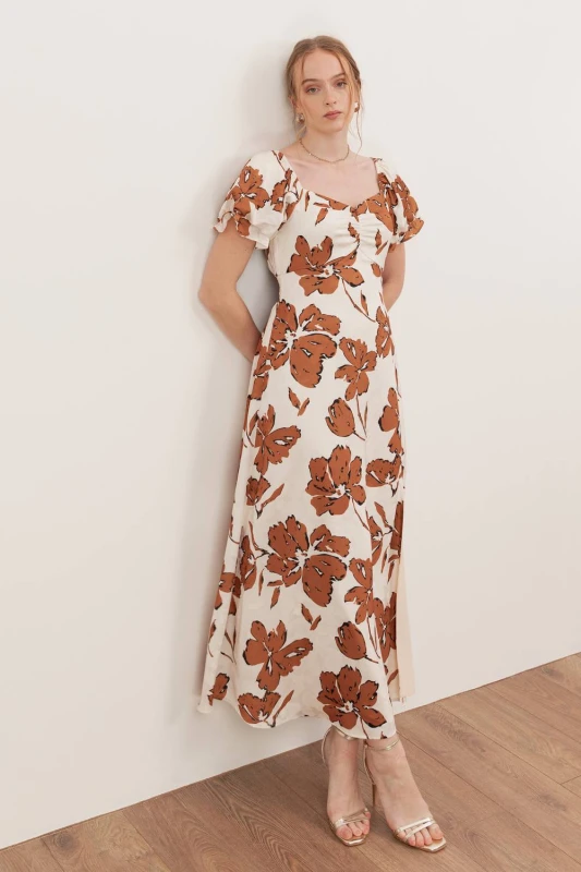 Image of Lovedrobe Womens Floral Short Sleeve Sweetheart Neck Midaxi Dress in Nude Size: 8 Nude Female 8