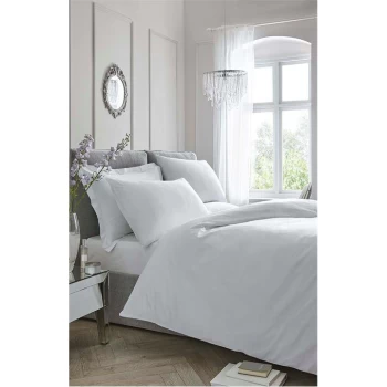 Image of Appletree Signature Plain Dye 100% Cotton Duvet Set - White