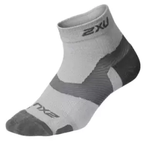 Image of 2XU Lite Quarter Crew Socks - Grey