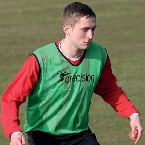 Image of Precision Striped Mesh Training Bib (M/L) Green