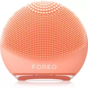 Image of FOREO LUNA 4 Go Sonic Skin Cleansing Brush For Travelling Peach Perfect