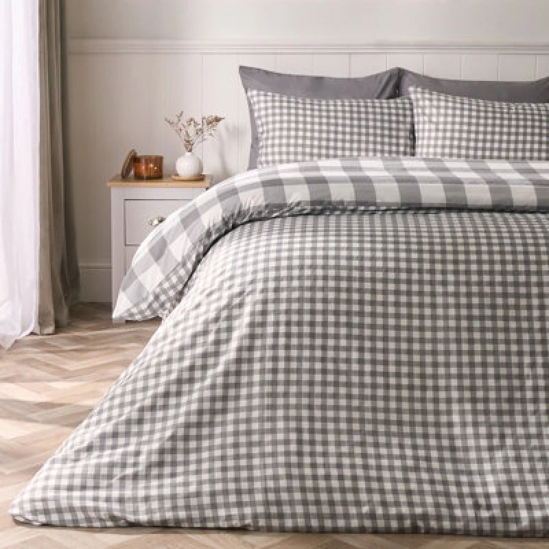 Image of OHS OHS Gingham Reversible Bedding Set Duvet Cover with Pillowcase in Grey Size: Double Grey Double Unisex 5027434183074