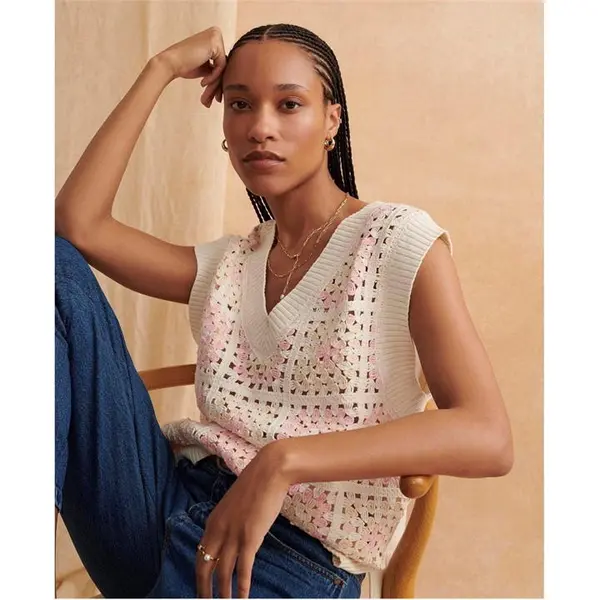 Image of Barbour Falmouth V-Neck Sweater Vest - Purple 14