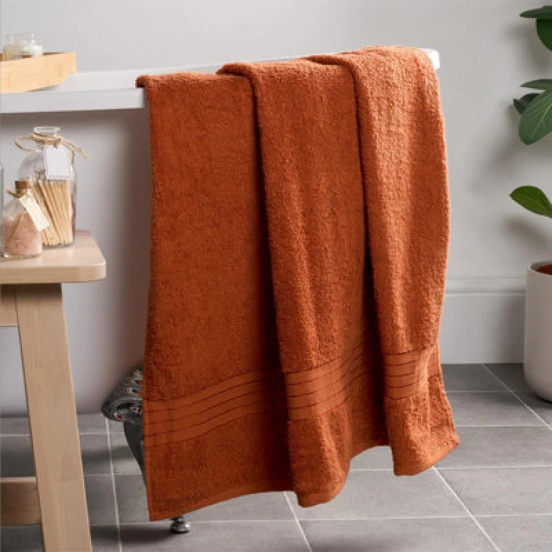 Image of OHS OHS Luxury 100% Cotton Bath Sheet Bathroom Towel in Burnt Orange Burnt Orange Bath Sheet Unisex 5027434186419