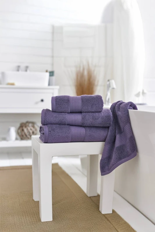 Image of Deyongs Bliss Pima 4 Piece Towel Bale - 2 x Hand & x 2 Bath Towels in Grape Grape Unisex
