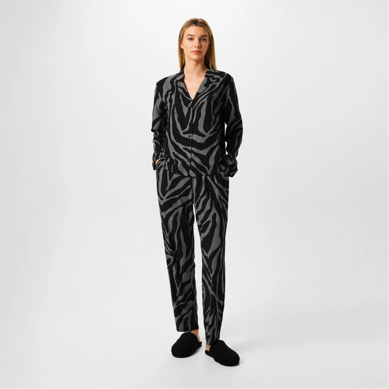 Image of Biba Biba Collar Revere PJ Set - Multi Multi 10