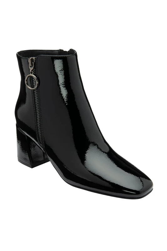 Image of Lotus Womens Black Patent 'Furiosa' Heeled Ankle Boots Size: 7 Black Female 7