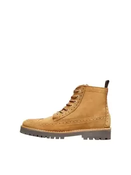 Image of SELECTED Suede Brogue - Boots Men Beige