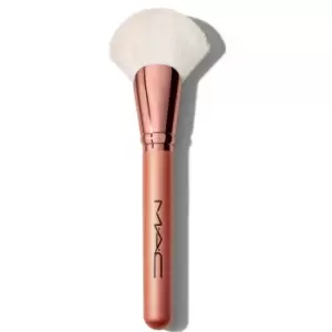 Image of MAC 143S Bronzer Fan Brush
