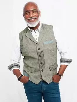 Image of Joe Browns Joe Browns Cut To Perfection Waistcoat - Green, Size 46, Men