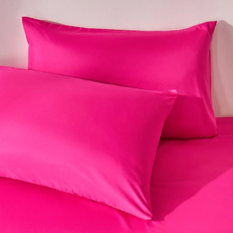 Image of OHS OHS 2 Pack Soft Microfibre Wrinkle Resistant Housewife Pillowcases in Bright Pink Size: Standard Pillow Case Bright Pink Standard Pillow Case Un