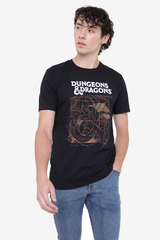 Image of Dungeons & Dragons Men Dungeons & Dragons Sketch Mens Mens T-Shirt Black Size: Medium Black M Male 5052777736441