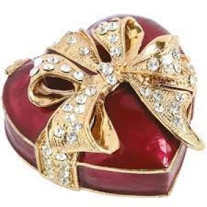 Image of Craycombe Trinkets Heart Xmas Box