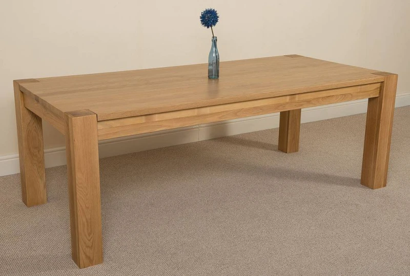 Image of Thats Furniture Kuba 220cm Chunky Extra Large Oak Dining Table in Light Oak Light Oak Unisex