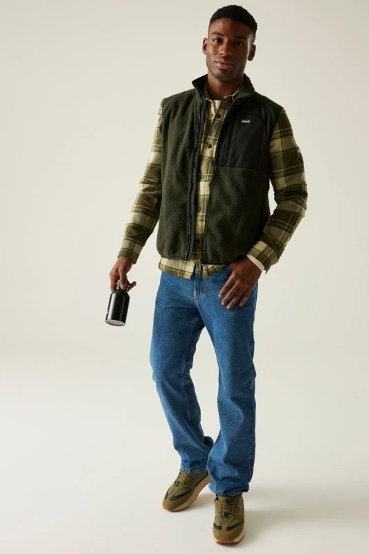 Image of Regatta Regatta Men Frankie Borg Full-Zip Gilet Bodywarmer in Green Size: large Green L Male 5063516104896