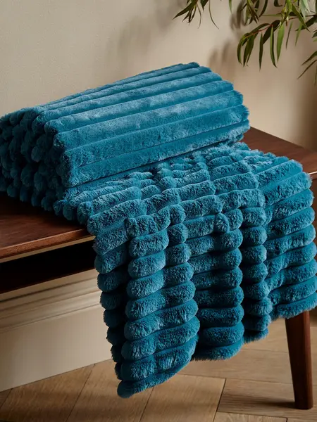 Image of Catherine Lansfield 'Cosy Ribbed' Blanket Throw Teal