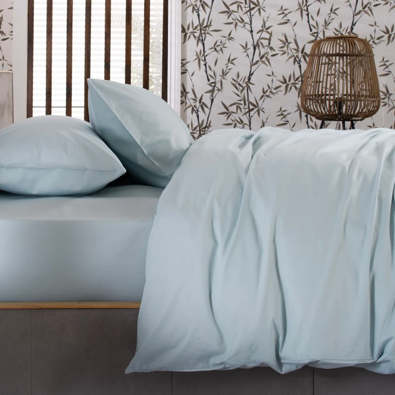 Image of The Lyndon Company The Lyndon Company Luxury 200 Thread Count 100% Cotton Fitted Sheets in Duck Egg Blue Size: Single Fitted Duck Egg Blue Single Fi