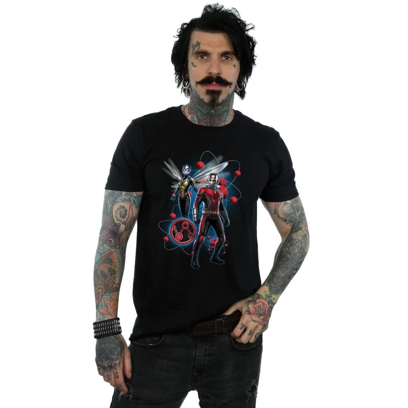 Image of Marvel Marvel Men Ant-Man And The Wasp Particle Pose T-Shirt in Black Size: Small Black S Male 5057864307399