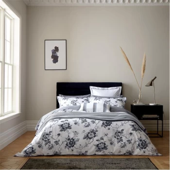 Image of Bedeck of Belfast Oka Duvet Cover - Midnight