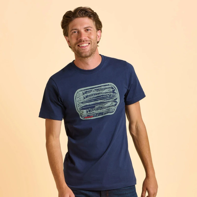 Image of Brakeburn Brakeburn Men Templemore Tshirt in Navy Size: Small Navy S Male 5052414967948