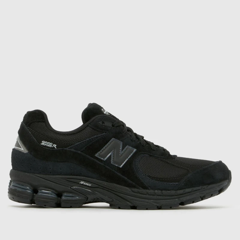 Image of New Balance 2002 Trainers in Black UK 9 (EU 43)
