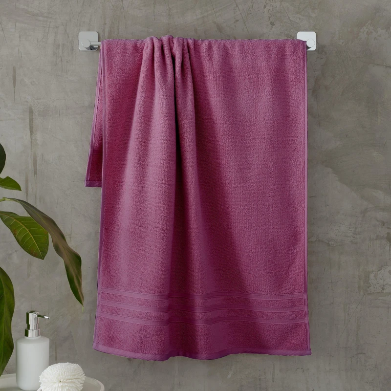 Image of Catherine Lansfield Catherine Lansfield 'Zero Twist' Bath Towel in Raspberry Raspberry Bath Towel Unisex 5057681135878