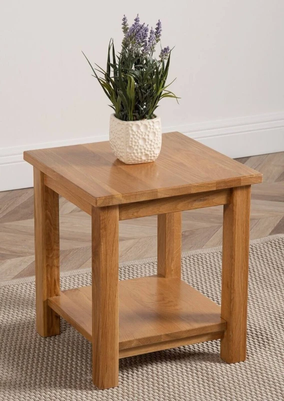 Image of Thats Furniture Oslo Solid Oak Lamp Table for Living Room in Light Oak Light Oak Unisex