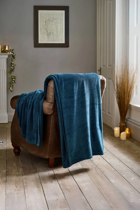 Image of Deyongs The Big One - Fleece Throw 230X270Cm Legion Blue WMWOS Unisex