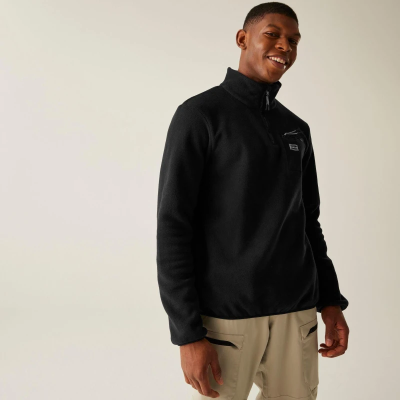 Image of Dare 2b Dare 2b Men Affinity Fleece in Jet Black Size: X-Small Jet Black XS Male 5063516188650