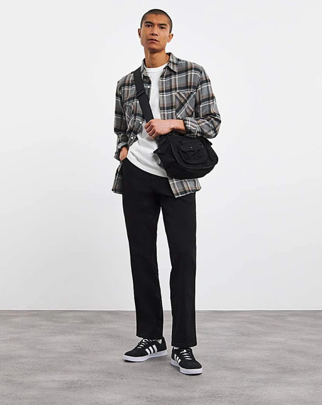 Image of Wrangler Wrangler Texas Straight Fit Jean - Black - Wrangler - Size: 48L Black Male 48L IK29424