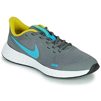 Image of Nike REVOLUTION 5 GS boys's Childrens Sports Trainers (Shoes) in Grey kid,5,3 kid,4.5 kid,5.5,4 kid,Kid 3,Kid 4,Kid 5,Kid 6