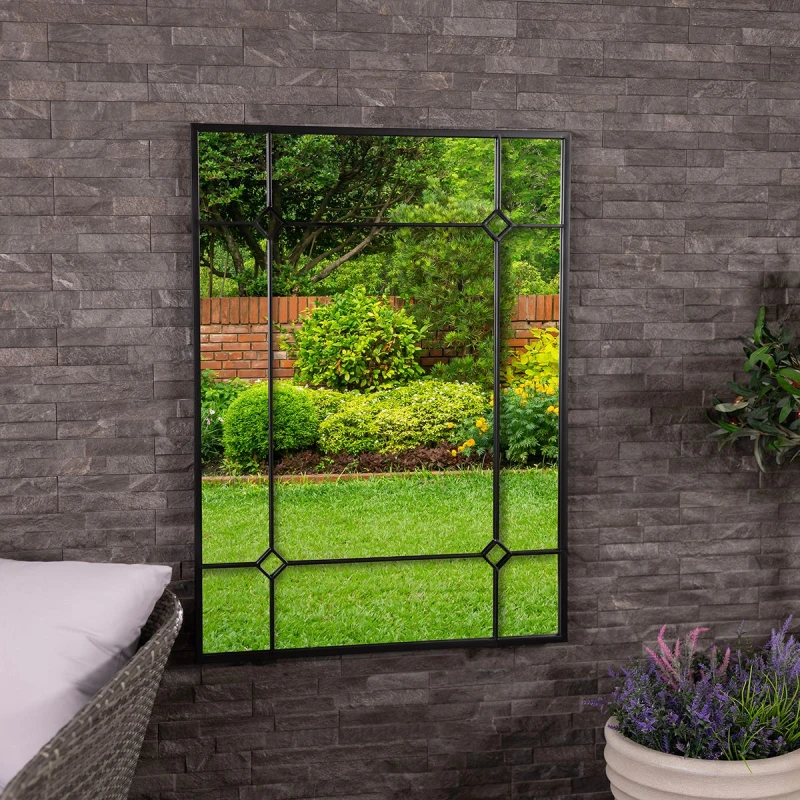 Image of Budapest Mirror