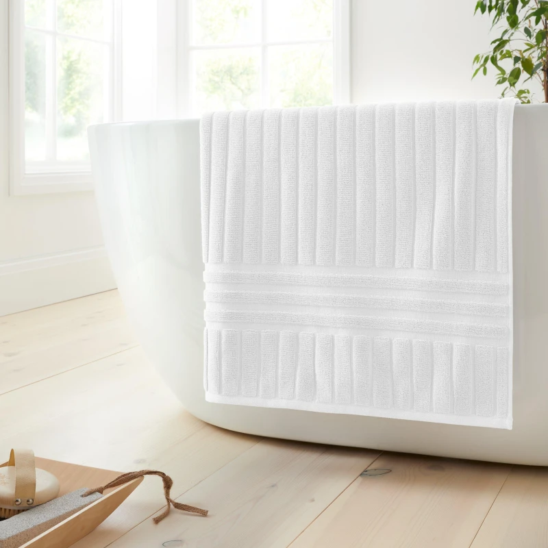 Image of Bianca Bianca Hotel Towel 63 White unisex Hand Towel