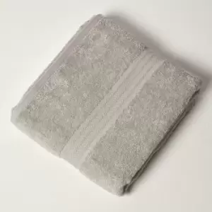 Image of HOMESCAPES Light Grey 100% Combed Egyptian Cotton Jumbo Towel 500 GSM - Light Grey