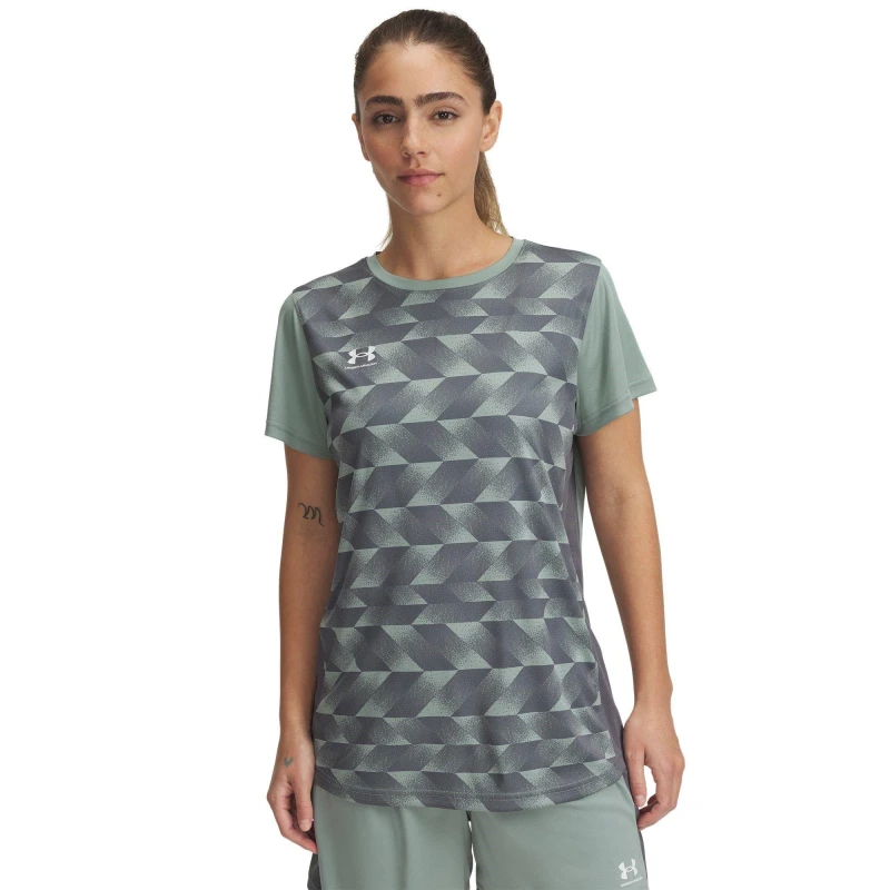 Image of Under Armour Challenger Print Performance T-Shirt Womens - Green Green 10