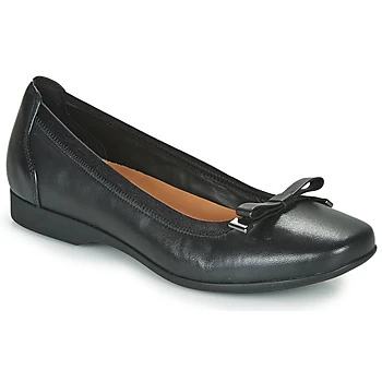 Image of Clarks UN DARCEY BOW womens Court Shoes in Black