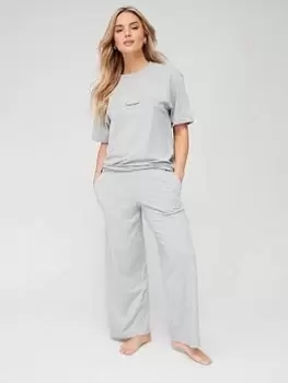 Image of Calvin Klein Embossed Icon Sleep Set - Grey