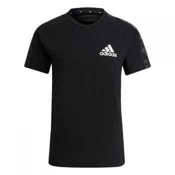 Image of adidas AEROREADY Designed to Move Sport Motion Logo T-Shi - Black / White