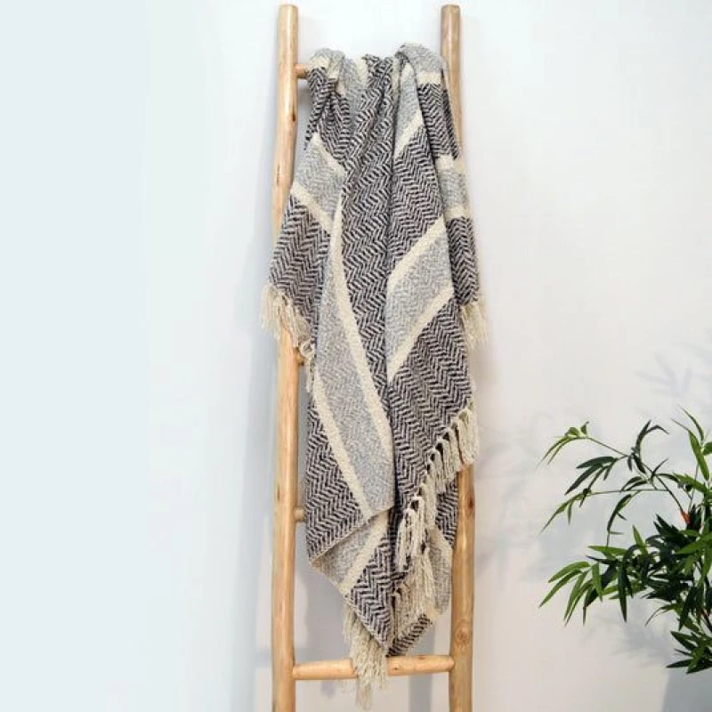 Image of Allure Bath Fashions Herringbone Throw Blanket in Grey Size: 150cm x 200cm Grey Unisex 150cm x 200 cm