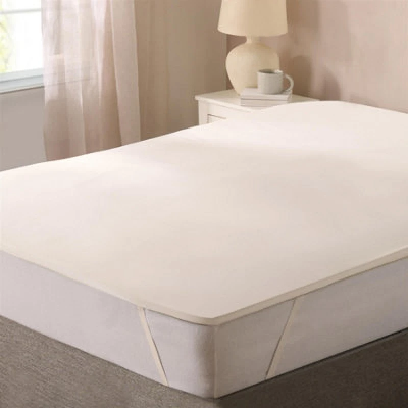 Image of OHS OHS Anti-Allergy Washable Memory Foam Mattress Topper in White Size: King White King Unisex 5027434230624