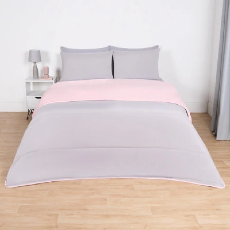 Image of OHS OHS Soft Coverless 10.5 TOG Duvet Set Pillowcase Quilted Cover in Light Pink Size: King Light Pink King Unisex 5027434198962