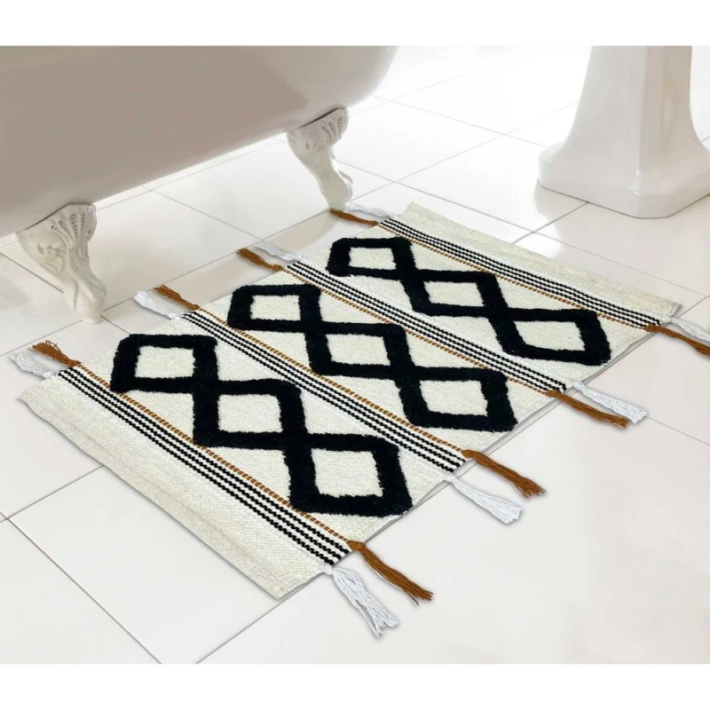 Image of Country Club Country Club Bath Mat - Cotton - Berber Tassel Design - Natural Multi Bath Mat Unisex 5023674217326