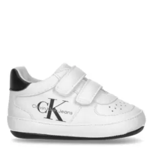 Image of Calvin Klein Jeans CKJ Low Velcro Crib Bb34 - White