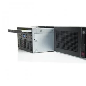 Image of HPE DL38X Gen10 Universal Media Bay Carrier panel