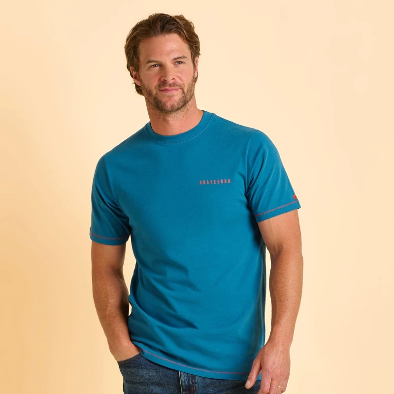 Image of Brakeburn Brakeburn Men Dinton Tshirt in Blue Size: Medium Blue M Male 5052414967559