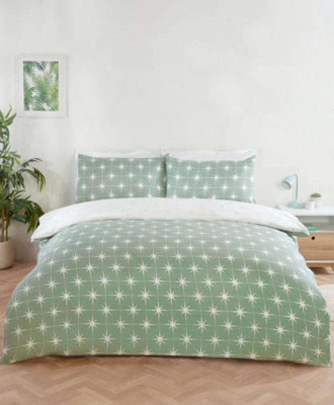 Image of Rapport Home Double Northern Stars Complete Duvet Set With Pillowcase And Fitted Sheet - Green