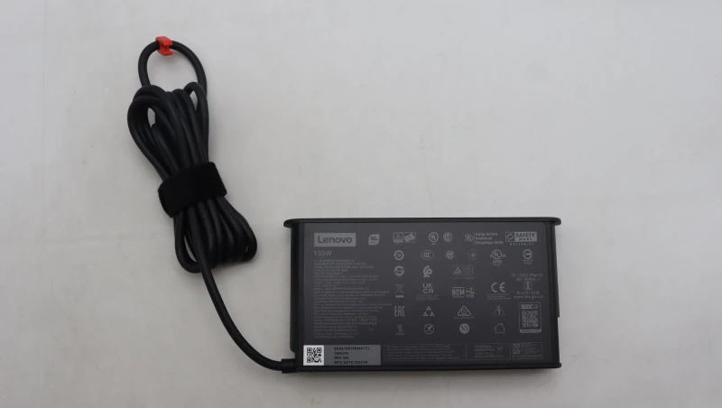 Image of Lenovo 5A10W86327 power adapter/inverter Indoor 135 W Black