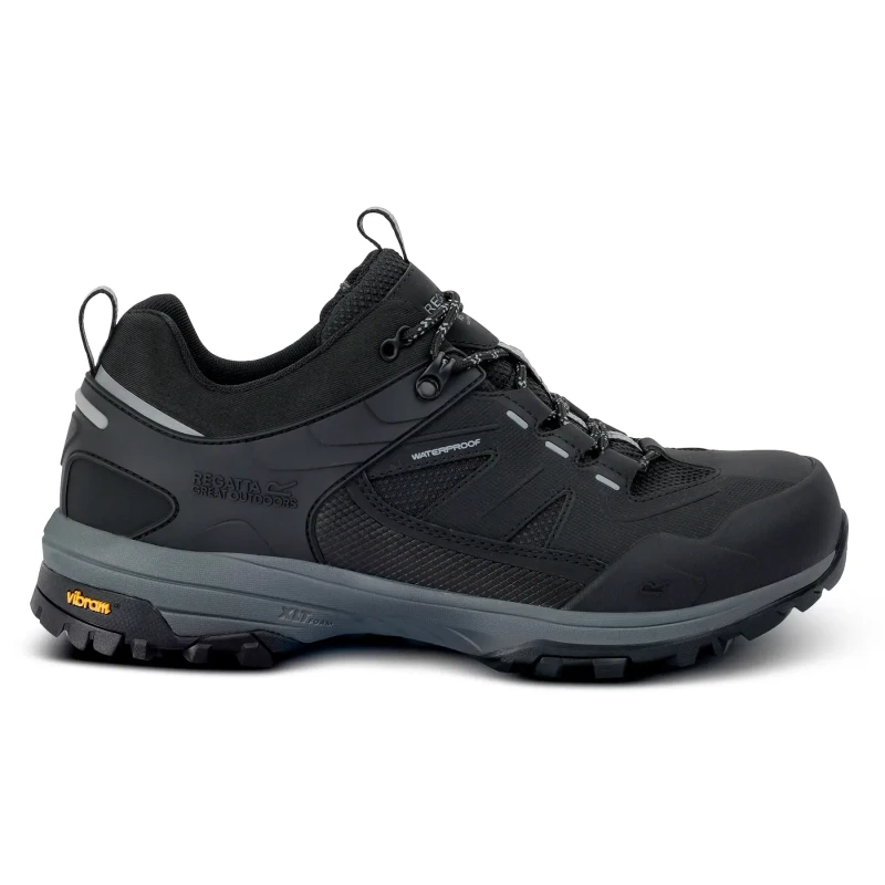 Image of Regatta Mens Regen Waterproof Breathable Low Walking Boots in Jet Black Size: 6 Jet Black Male 6