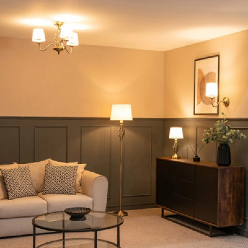 Image of ValueLights ValueLights Memphis Antique Brass Traditional Table Lamp in Brown Brown One Size Unisex 5016529264910