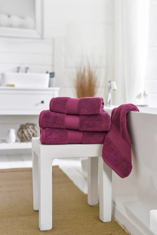 Image of Deyongs Bliss Pima 4 Piece Towel Bale - 2 x Hand & x 2 Bath Towels in Cerise Cerise Unisex